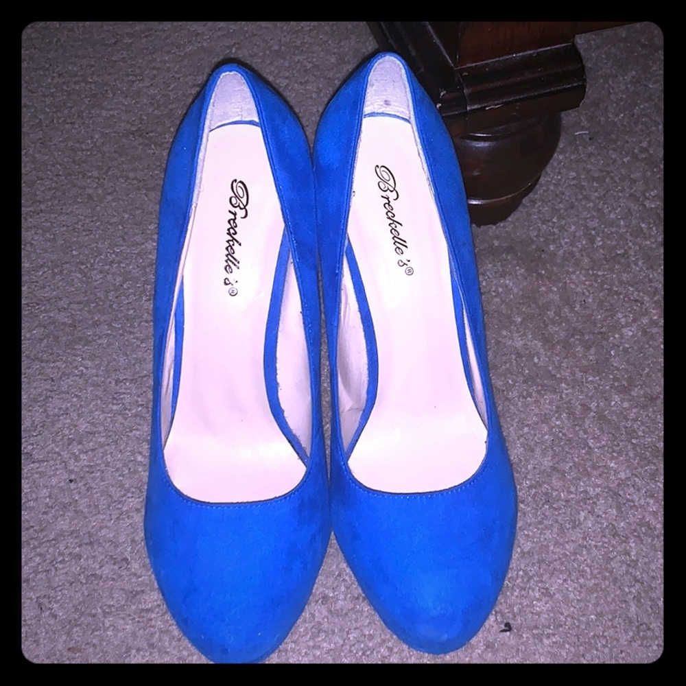 New blue heel